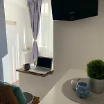 Si Free Parking Apartment