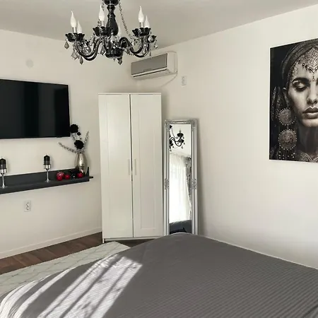 Si Free Parking * סופיה